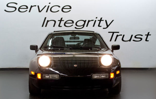 1988 BLACK Porsche 928 Coupe
