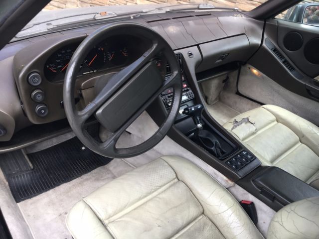 1987 Gray Porsche 928 Coupe