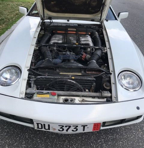 1980 White Porsche 928