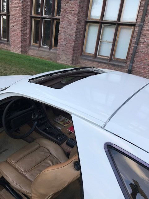 1980 White Porsche 928