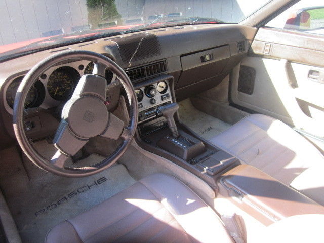 1985 Porsche 944