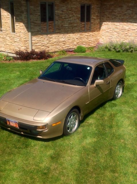 1987 Black Porsche 944 Coupe