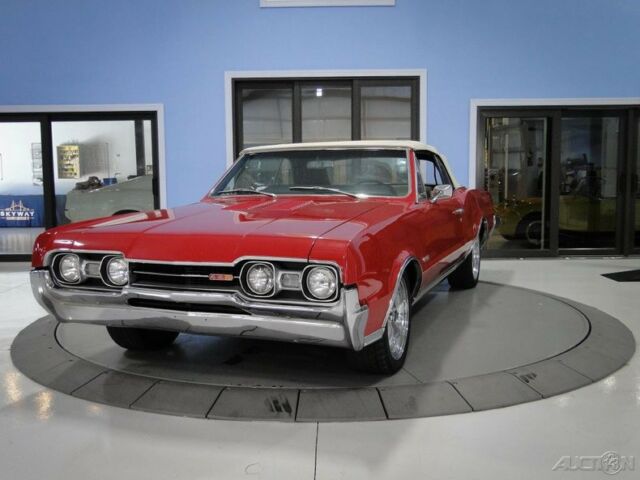 1967 Red Oldsmobile 442