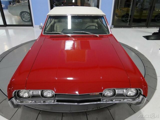 1967 Red Oldsmobile 442