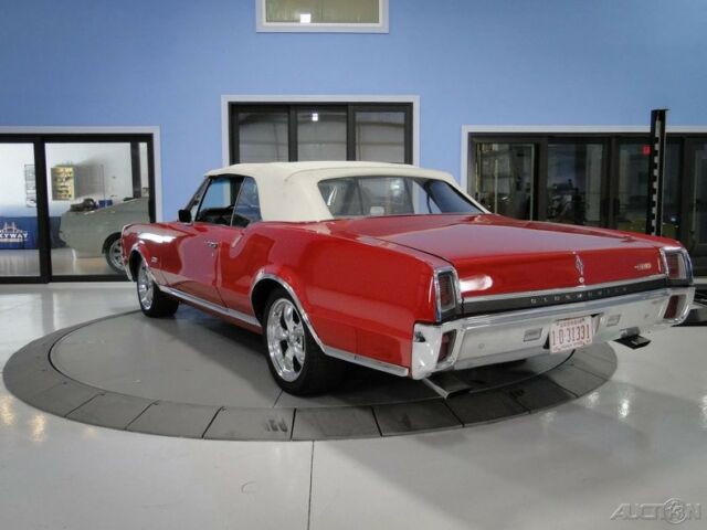 1967 Red Oldsmobile 442