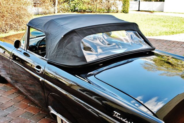 1955 Ford Thunderbird