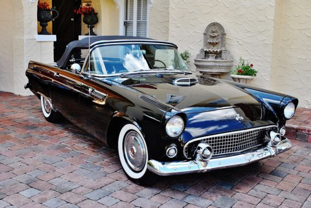 1955 Ford Thunderbird