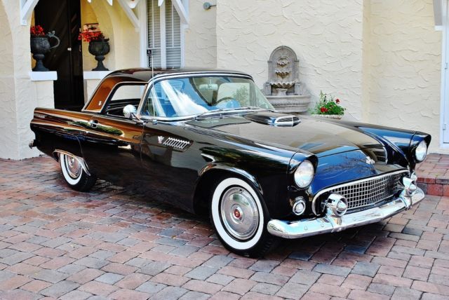 1955 Ford Thunderbird