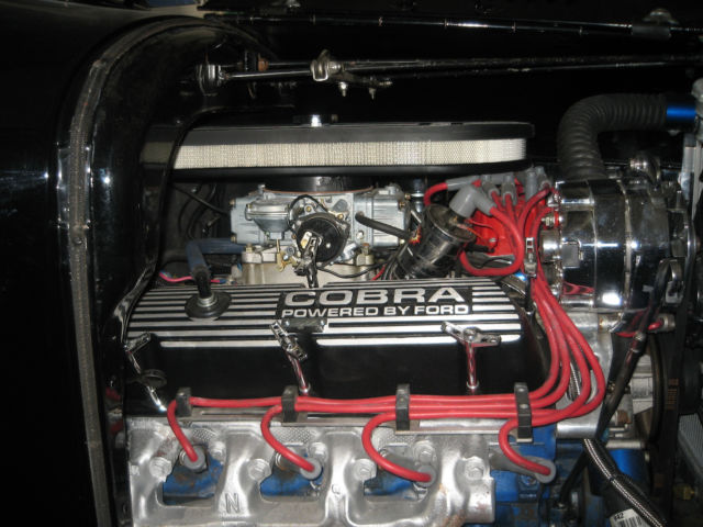 1927 Black Ford T 2dr sedan