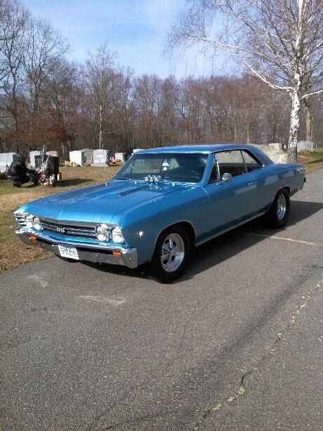 1967 Blue Chevrolet Chevelle Coupe