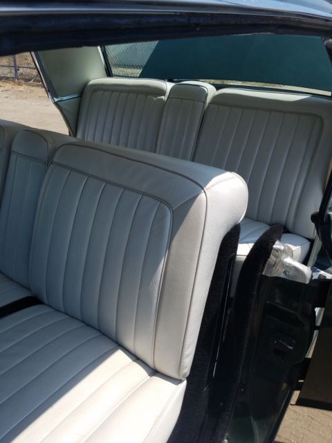 1964 Green Chrysler Imperial Sedan