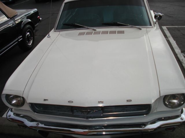 1966 White Ford Mustang 2DR