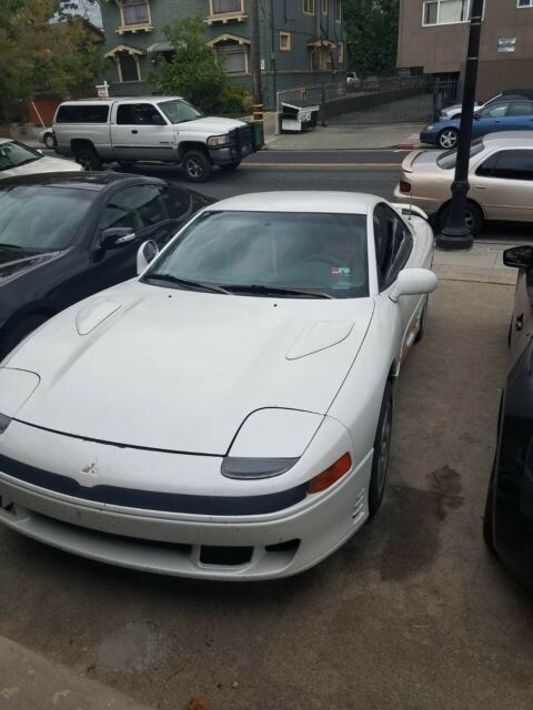 1991 Pearl White Mitsubishi 3000GT Coupe