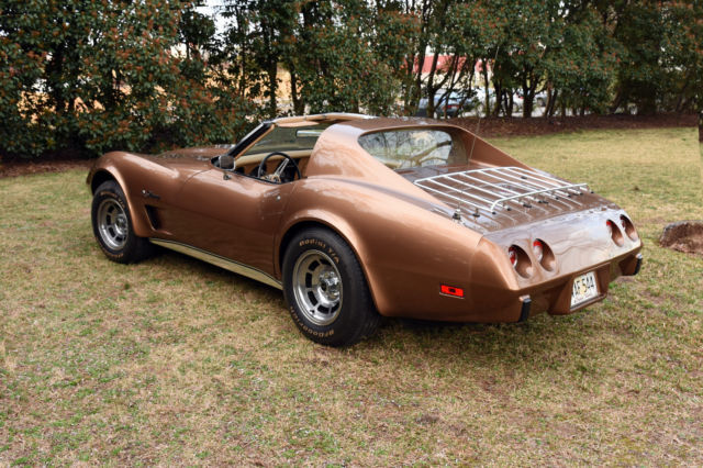1975 Saddle Metallic Chevrolet Corvette Coupe