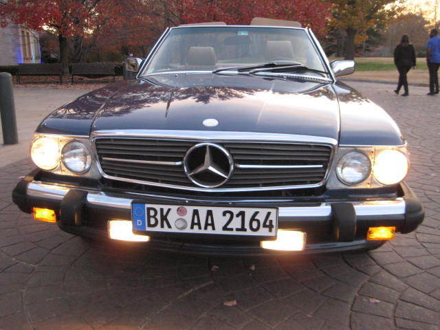 1988 Blue Mercedes-Benz SL-Class Convertible