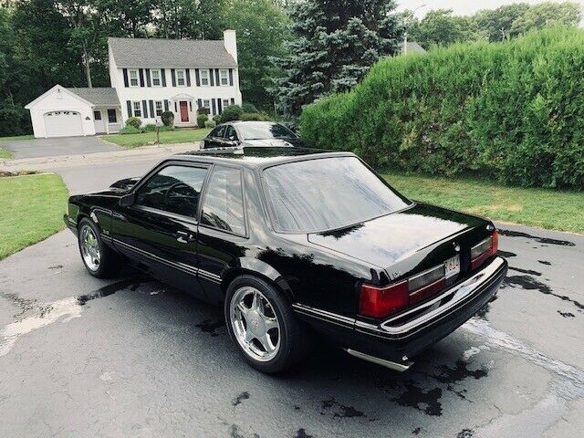 1993 Black Ford Mustang Coupe