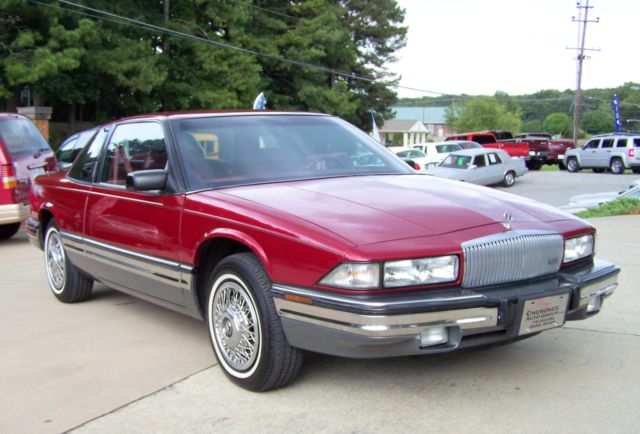 1992 Burgundy Buick Regal Coupe