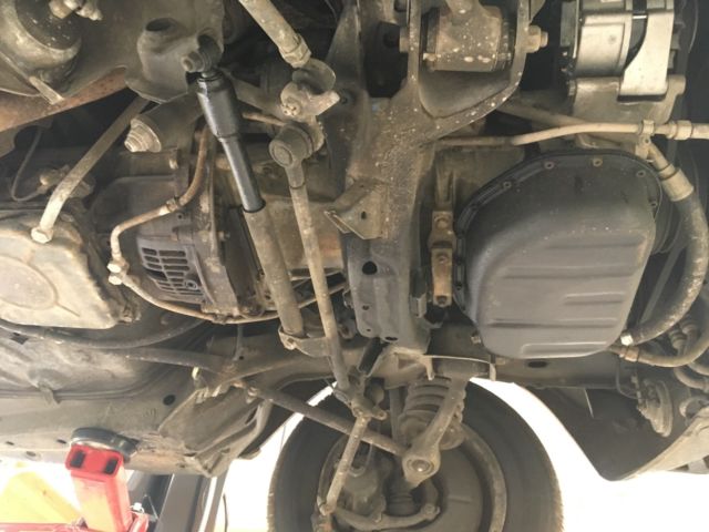 1983 Blue Mercedes-Benz 200-Series Sedan