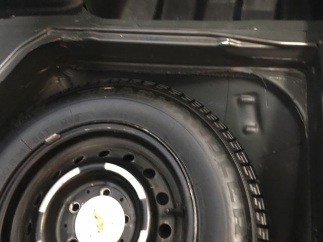 1983 Blue Mercedes-Benz 200-Series Sedan