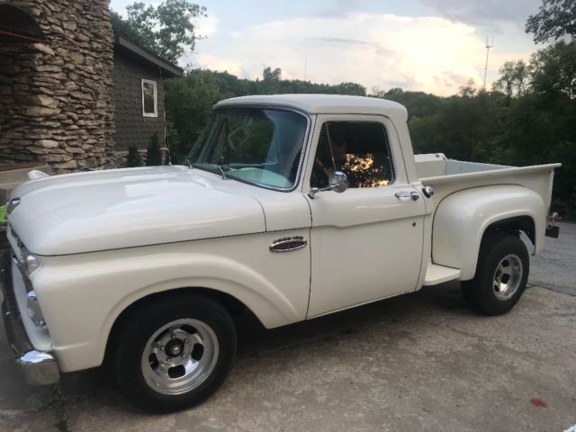 1965 White Ford F-100