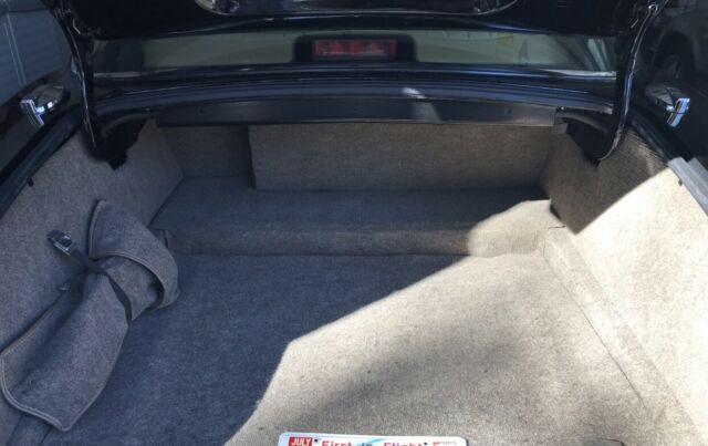 1986 Black Jaguar XJ6 Sedan