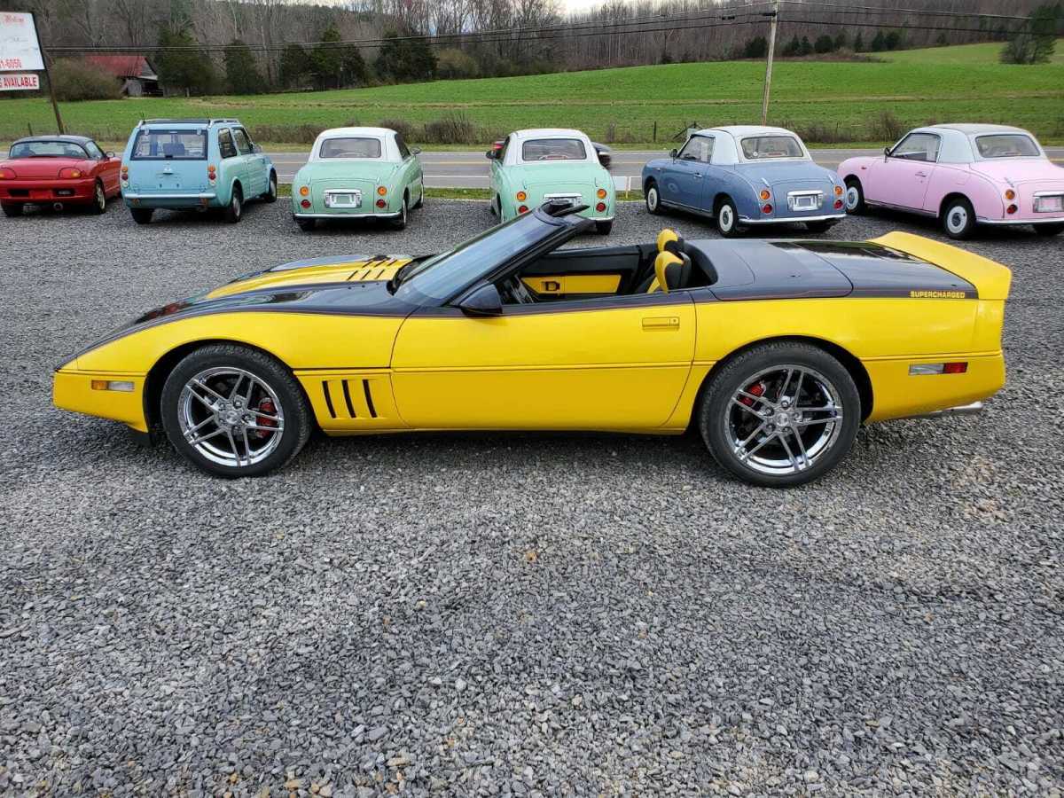 1989 Yellow Chevrolet Corvette Convertible
