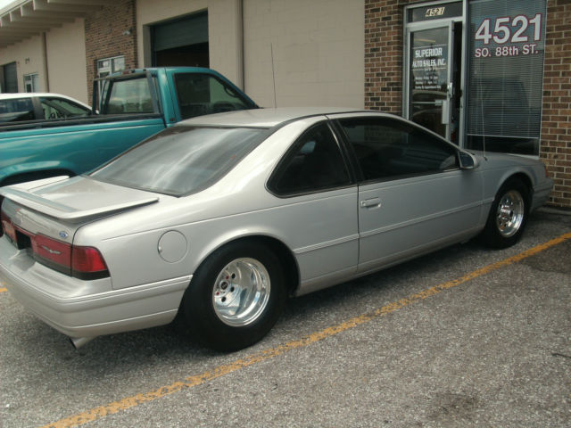 1991 Silver Ford Thunderbird Coupe