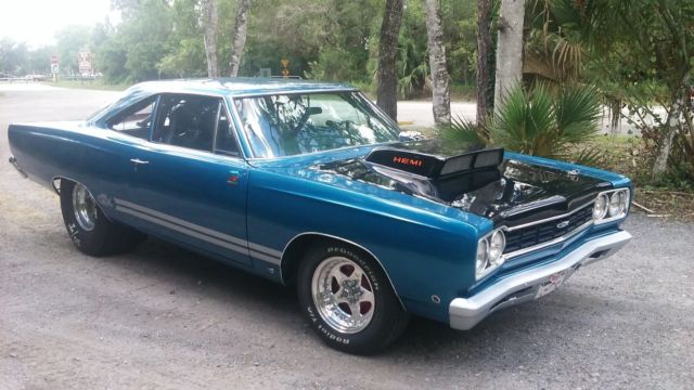 1955 Blue Chevrolet Bel Air/150/210 Sedan
