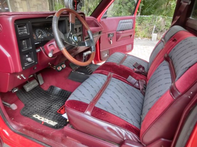 1989 Red Dodge Dakota