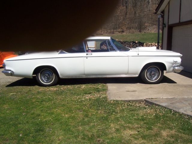 1963 White Chrysler 300 Series Coupe