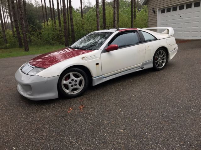 1993 White Nissan 300ZX Coupe