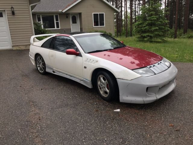 1993 White Nissan 300ZX Coupe
