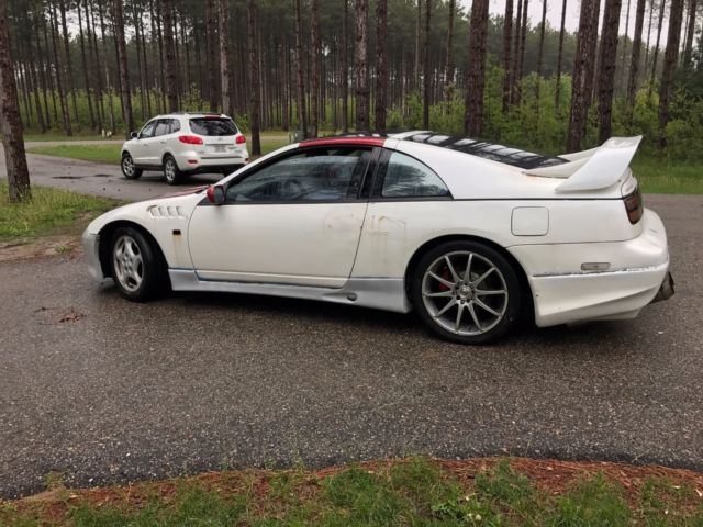 1993 White Nissan 300ZX Coupe