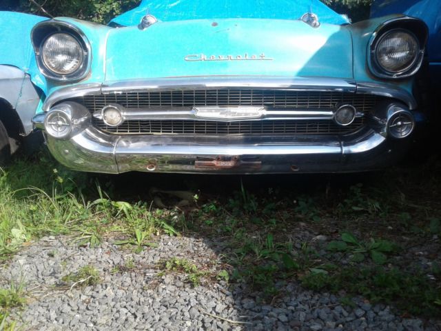 1957 light green Chevrolet Bel Air/150/210 Sedan