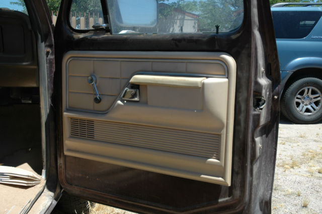 1979 Brown Ford F-250 Cab & Chassis