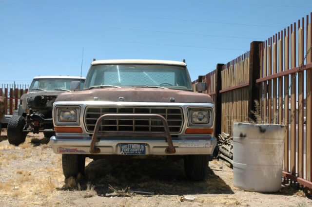 1979 Brown Ford F-250 Cab & Chassis