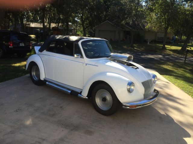 1973 White Volkswagen Beetle - Classic Convertible