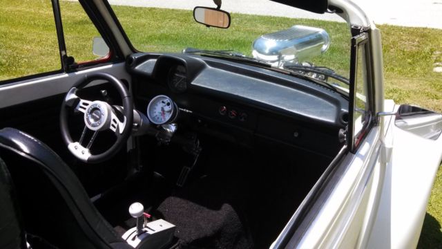 1973 White Volkswagen Beetle - Classic Convertible