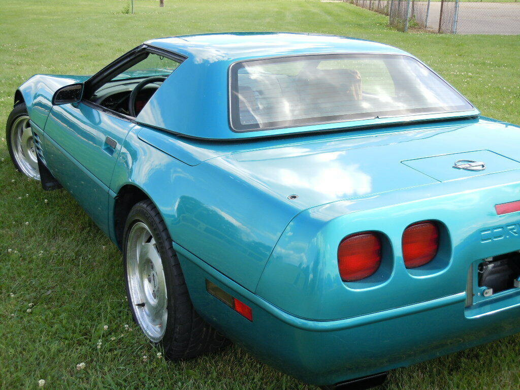 1992 Quasar metalic Chevrolet Corvette Convertible