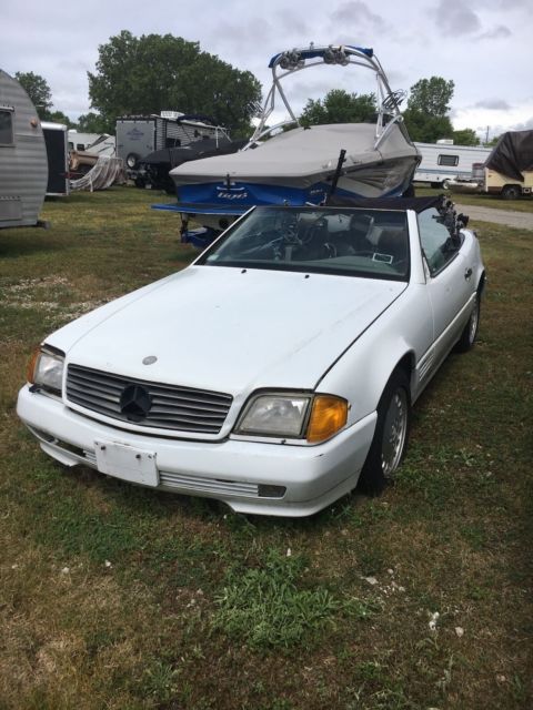 1992 White Mercedes-Benz SL-Class Convertible