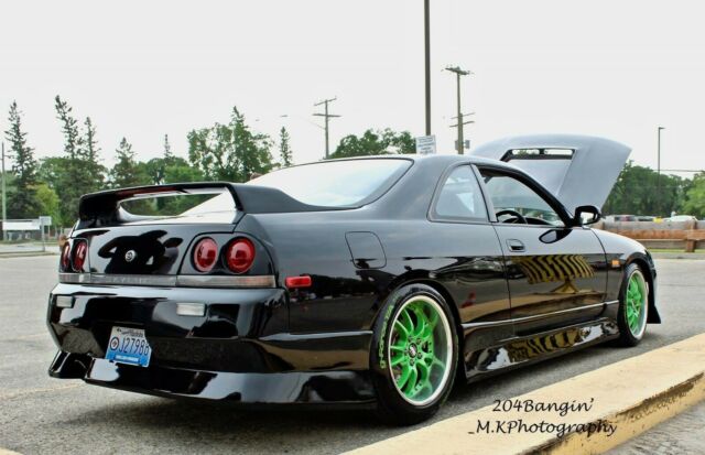 1993 Black Nissan GT-R Coupe