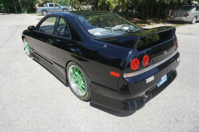 1993 Black Nissan GT-R Coupe