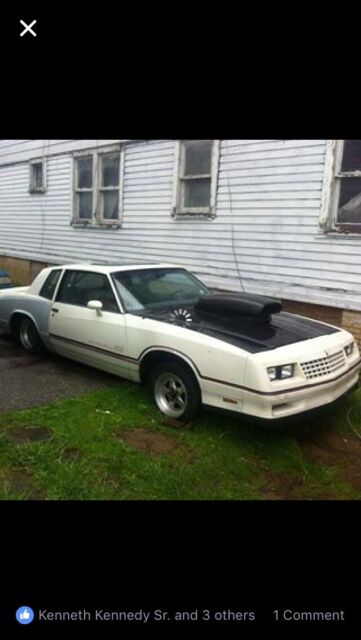 1985 Chevrolet Monte Carlo 2dr