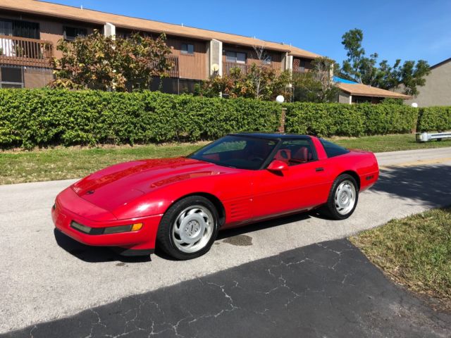 1991 Red Chevrolet Corvette Coupe