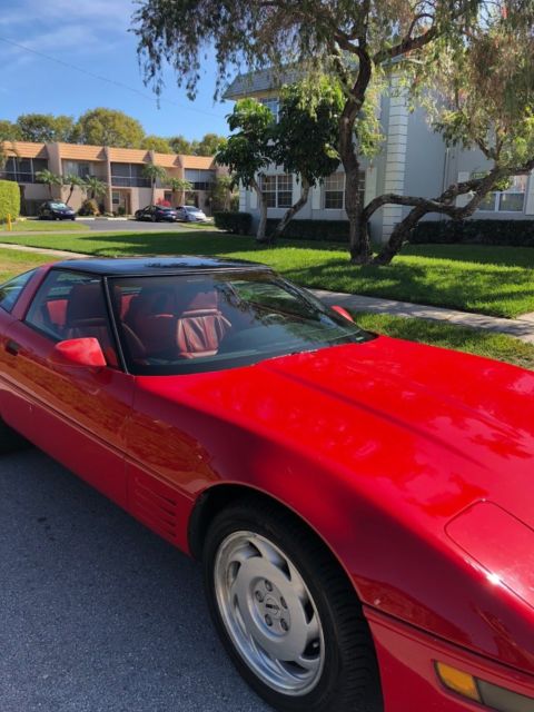 1991 Red Chevrolet Corvette Coupe