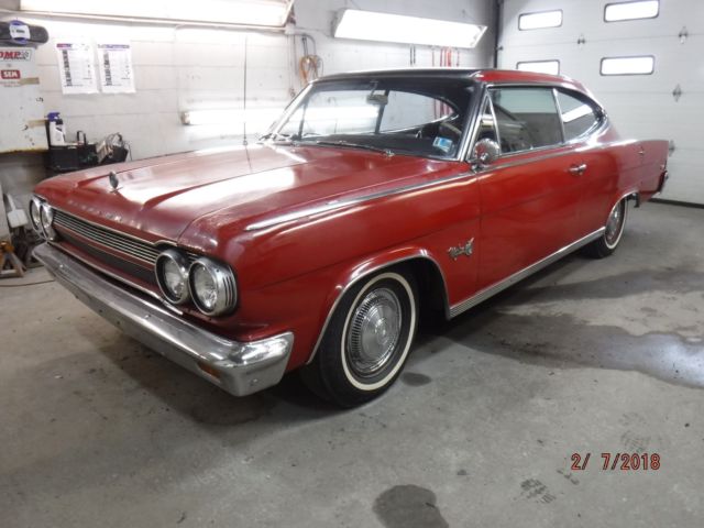 1965 red/black AMC Marlon