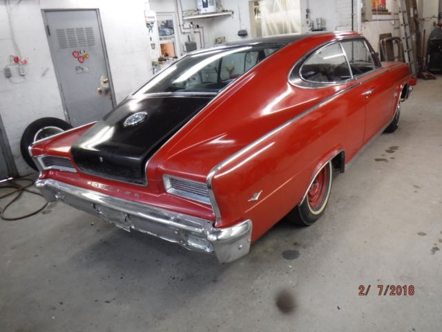 1965 red/black AMC Marlon