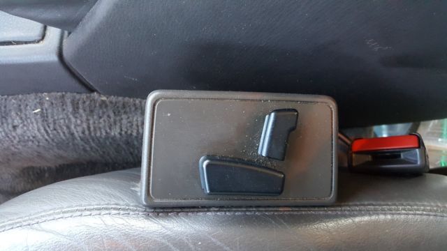 1989 Silver Land Rover Range Rover SUV