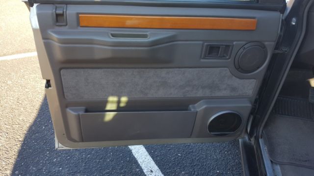 1989 Silver Land Rover Range Rover SUV