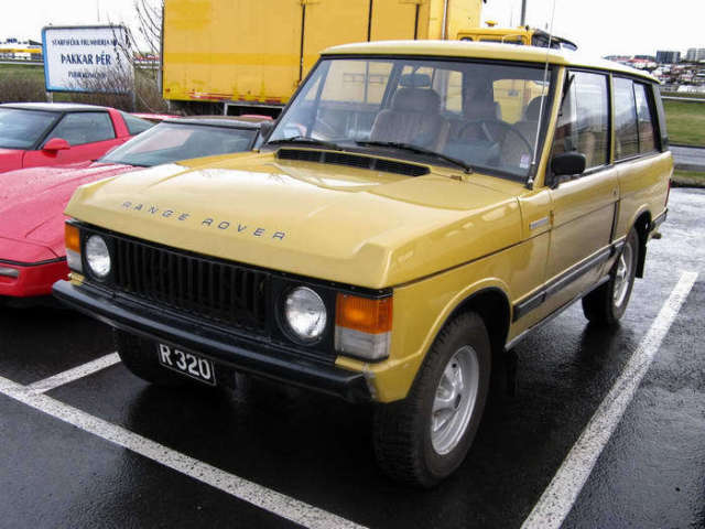 1972 Bahama Gold Land Rover Range Rover